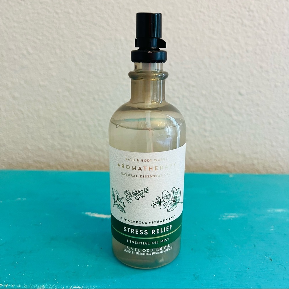 Bath & Body Works Stress Relief Eucalyptus Spearmint Essential Oil Mist
